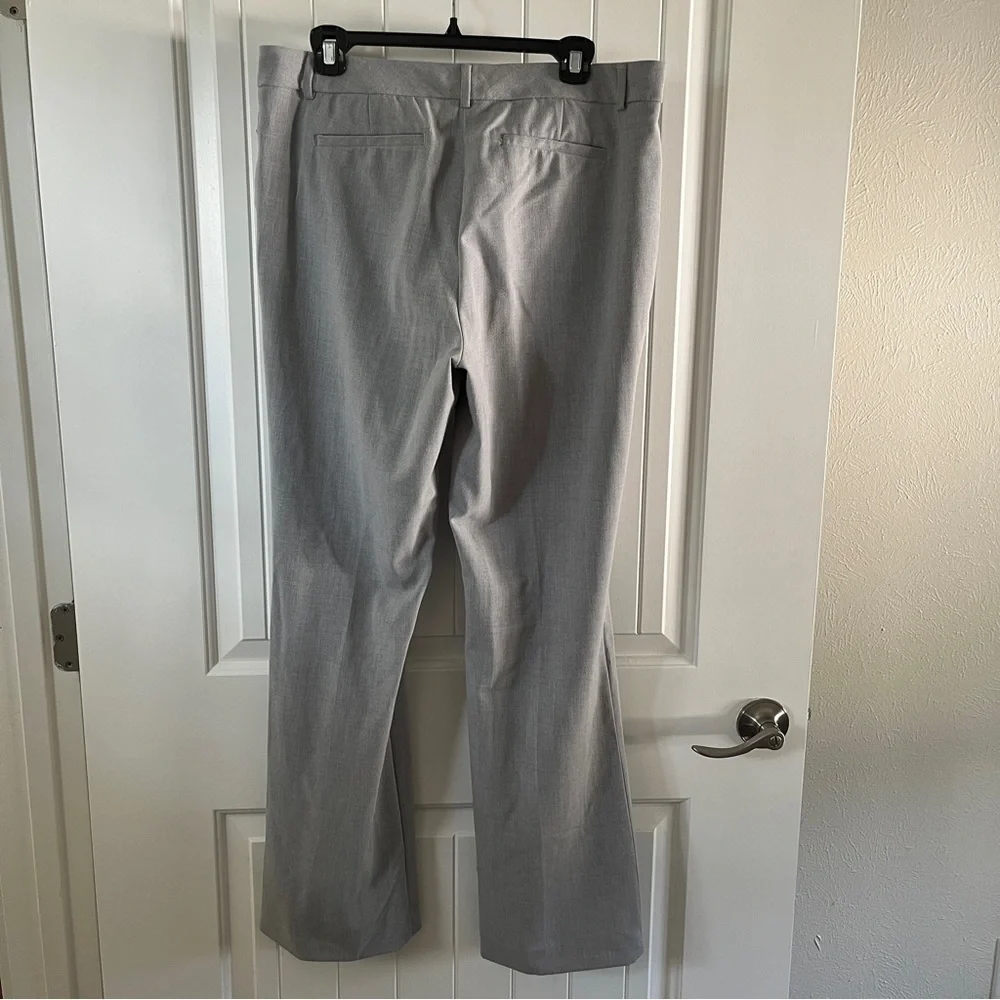 12/Limited Slim Bootcut - Picture 3 of 6